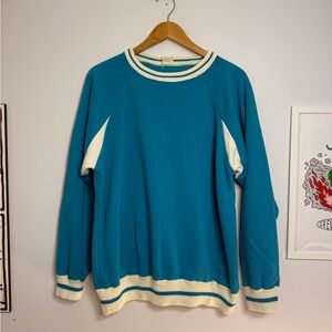 Vintage 80’s Men's Blue and White Sweater